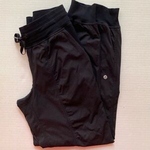 Lululemon Dance Studio Mid-Rise Jogger Full-Length, Size 4